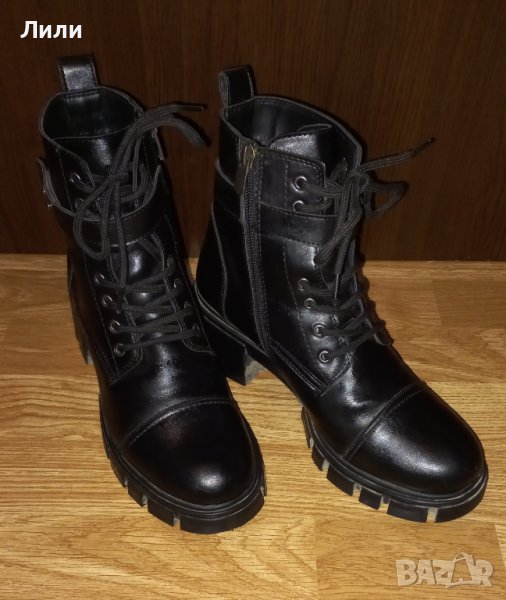 Дамски черни боти Derimod с дефект, снимка 1