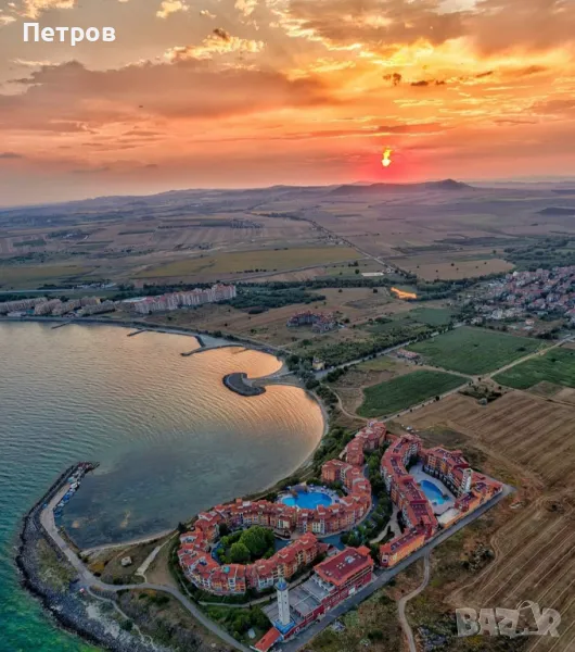 Перцел на първа линия в Ахелой, снимка 1