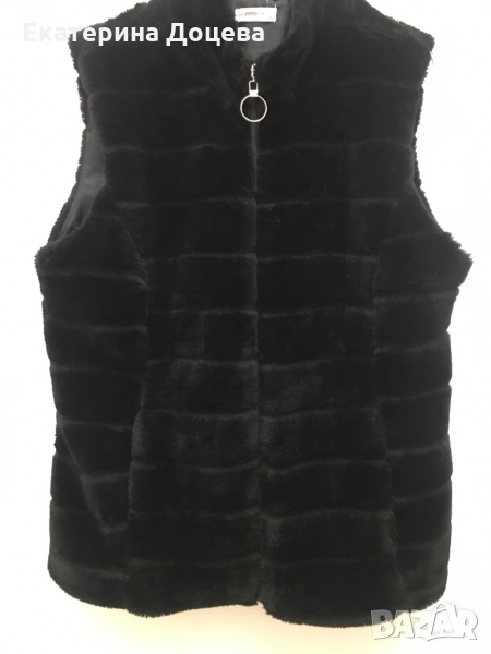 Черен елек с косъм, снимка 1