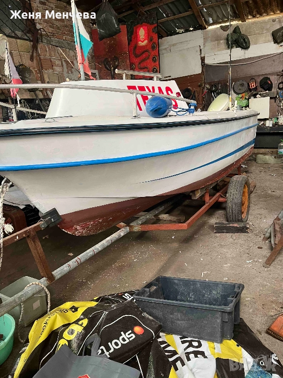 Продавам лодка, снимка 1