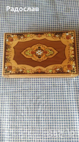 дървена табакера