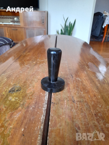 Стара тъпкачка за кафемашина