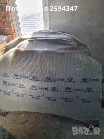 KIA CARNIVAL 2002-2005г КАПАК ПРЕДЕН MOBIS , снимка 1