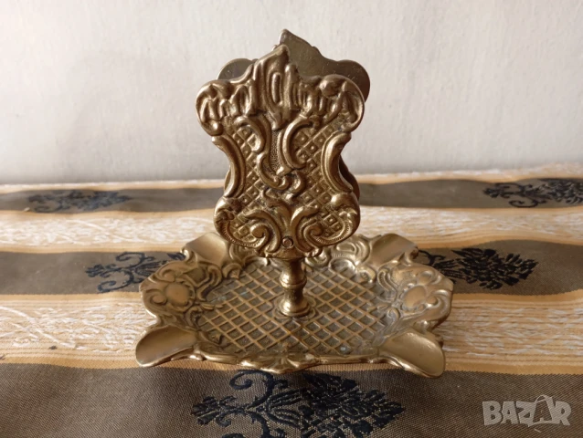Бароков пепелник с кибритник