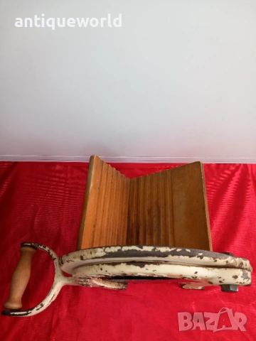 Raadvad, Старинна Гилотина за Рязане на Хляб и Колбаси, снимка 3 - Антикварни и старинни предмети - 53279896