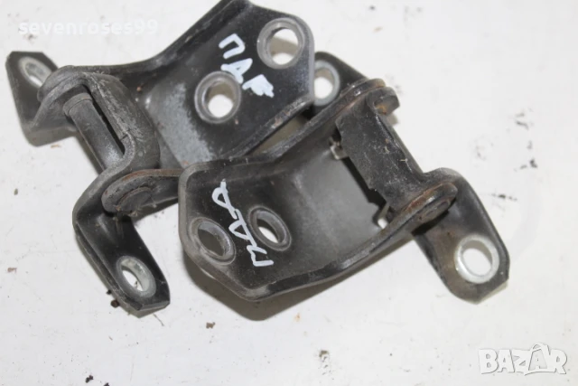 Панта врата предна дясна Мазда 3 2008 2.3i 158hp Mazda 3 седан, снимка 2 - Части - 51225476