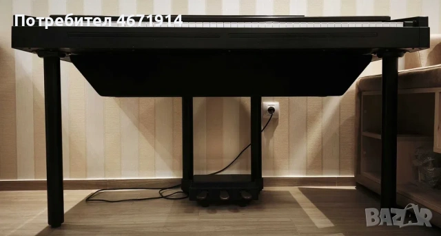 продавам дигитално пиано YAMAHA CLAVINOVA CVP-70 с съответното столче, снимка 5 - Пиана - 53452948