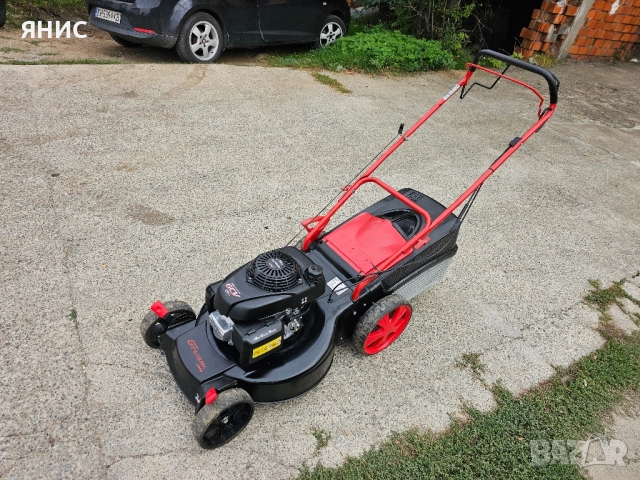 САМОХОДНА КОСАЧКА HONDA, КАТО НОВА , снимка 3 - Градинска техника - 51840474