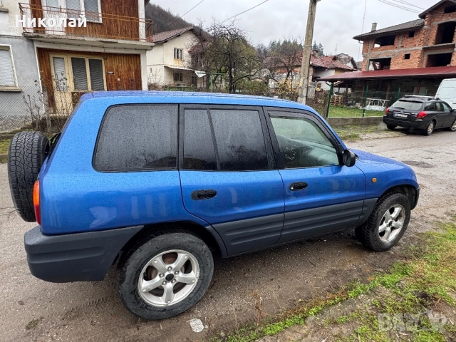Toyota RAV4 , снимка 3 - Автомобили и джипове - 52724124