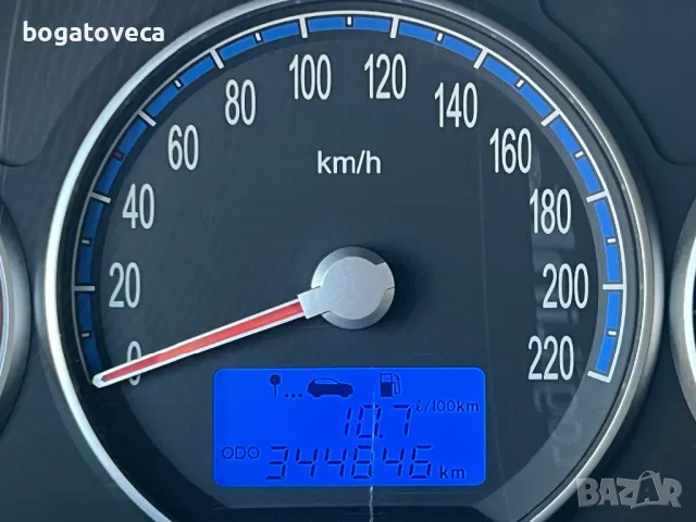 Hyundai Santa Fe 2.7  бензин , снимка 10 - Автомобили и джипове - 48175609