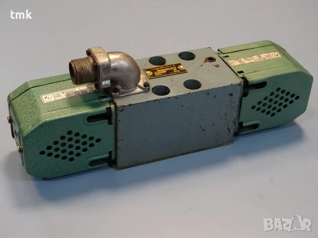 Хидравличен разпределител "Хидравлика" тип 64ПГ 73-12 Hydraulic solenoid valve 220V
