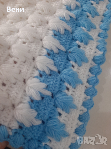 Нова ръчно плетена бебешка пелена + подарък шапчица, снимка 2 - Спално бельо и завивки - 36221964