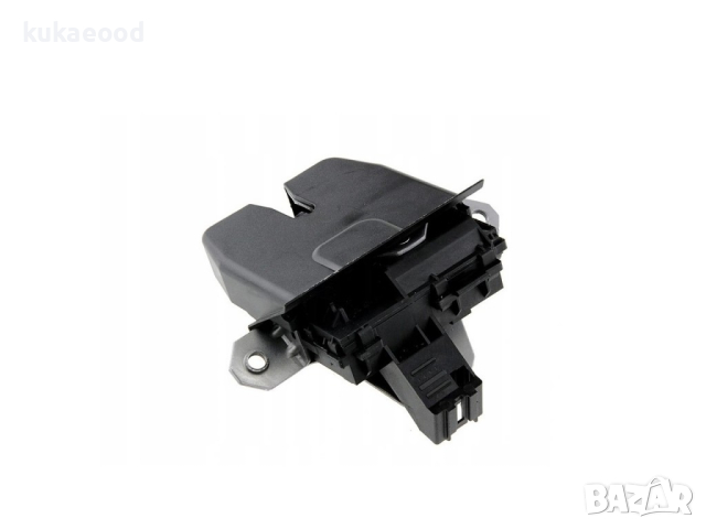 Машинка за заключване на багажник Land Rover Freelander 2 L359, снимка 2 - Части - 44600777