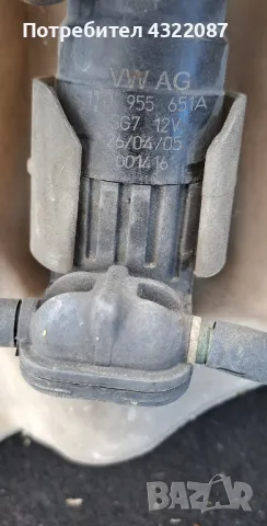 Казанче течност за чистачки и помпички от Audi A4 B7/ Ауди А4 Б7 2.0TDI 140к.с , снимка 3 - Части - 50358604