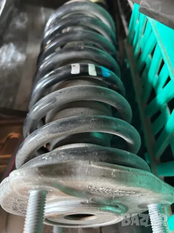 пружина за преден амортисьор мерцедес Е класа W213 2018 