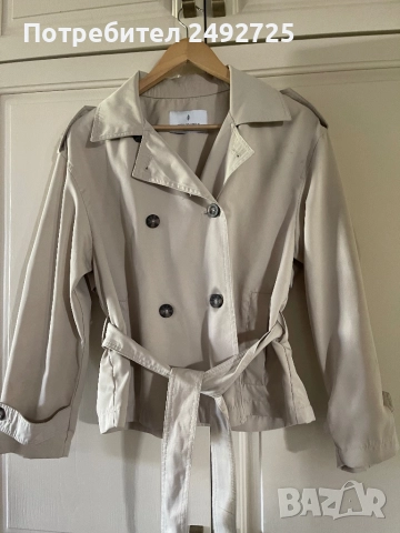 Яке ветровка бежово STRADIVARIUS , снимка 1