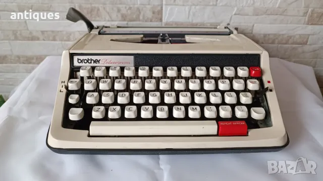 Стара пишеща машина Brother Deluxe 850TR - Made in Japan - 1970 година, снимка 3 - Антикварни и старинни предмети - 49159698