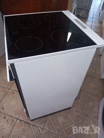 Свободно стояща печка с керамичен плот Gram с две години гаранция!, снимка 7 - Печки, фурни - 51828810