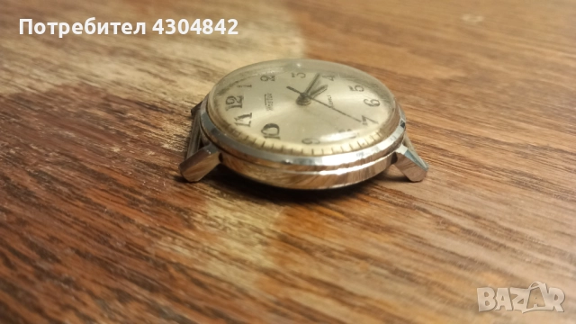 Часовник Восток, снимка 5 - Други ценни предмети - 52230906