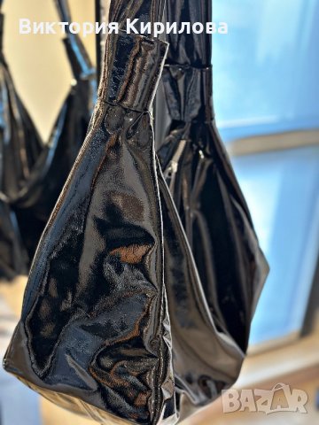 Лачена чанта, снимка 3 - Чанти - 38749160