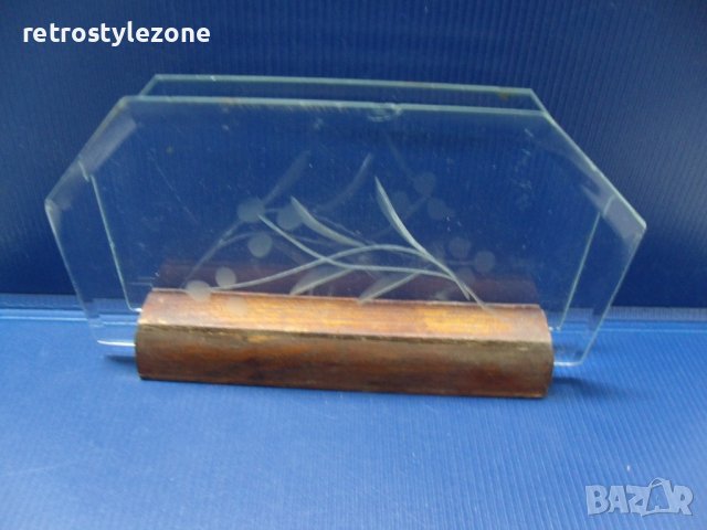 № 6914 стар салфетник   - дърво,стъкло  - гравирани орнаменти  - размер 15 / 9 / 3,3 см , снимка 4 - Други ценни предмети - 40146162