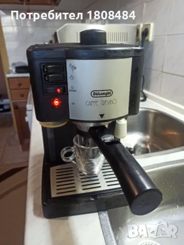 Кафемашина Делонги Тревизо с ръкохватка с крема диск, работи отлично и прави хубаво кафе с каймак , снимка 5 - Кафемашини - 48491264