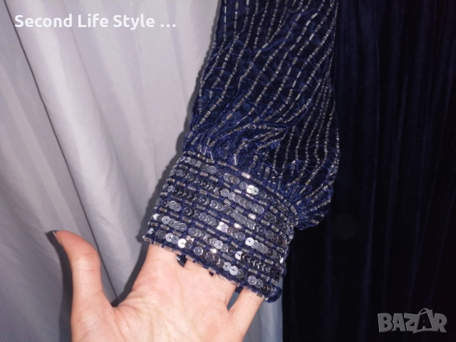 Нова дамска елегантна ASOS DESIGN midi рокля от тъмносиньо кадифе, р-р L, снимка 7 - Рокли - 52923698