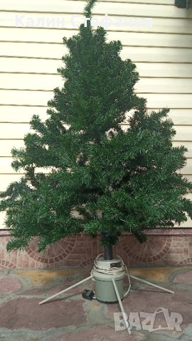 Новогодишна изкуствена и реалистична елха 130 см