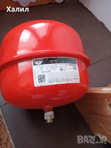 Помпа, термостат и разширителен съд за парно, снимка 4 - Радиатори - 52655687