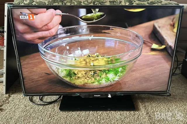 32" LED TV PHILIPS - перфектен , снимка 2 - Телевизори - 55927695