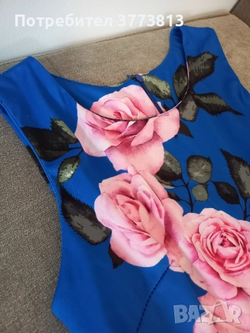 Елегантна синя рокля с флорални мотиви – удобна и стилна, снимка 3 - Рокли - 52511536