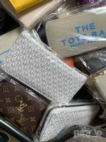 портмонета louis vuitton chloe barbie the tote bag marc jacobs Michael kors , снимка 4 - Портфейли, портмонета - 50578815