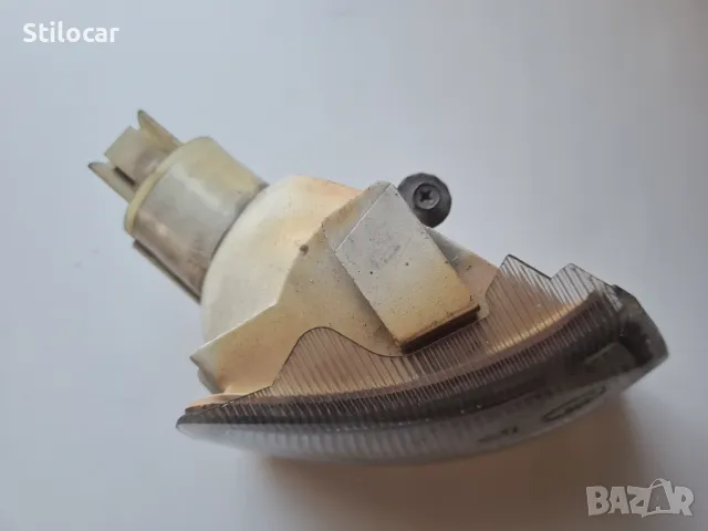 Мигач Opel Vectra A десен, снимка 2 - Части - 48403789