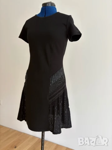 Дизайнерска рокля Desigual | Черна, трикотажна | Размер L (умалена) | Нова, снимка 2 - Рокли - 51094382