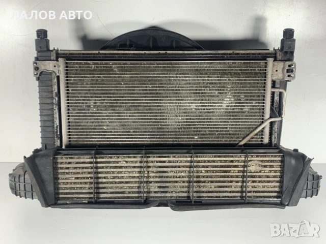 Воден Климатичен радиатор Интеркулер Перка Дифузьор Мерцедес Mercedes W203 A2035000503 A2035000854 , снимка 2 - Части - 53267801