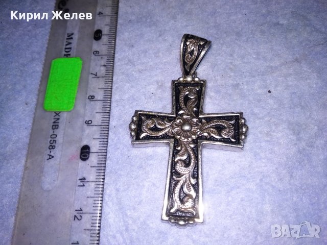 ПОСРЕБРЕН ФЛОРАЛНО ОРНАМЕНТИРАН с НИЕЛО ЕФЕКТ НАГРЪДЕН РЕТРО АРТ КРЪСТ от БЛАГОРОДНА СТОМАНА 37995