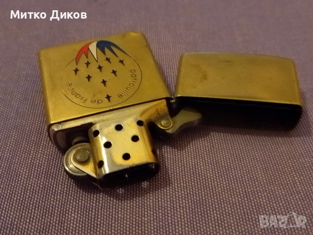 запалка Zippo винтидж работи френската пилотажна група "Patrouille de France". , снимка 8 - Запалки - 53798482