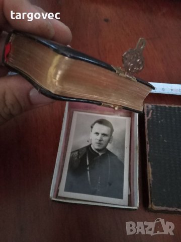 Уникално миниатюрно издание на библията, снимка 3 - Антикварни и старинни предмети - 41502479