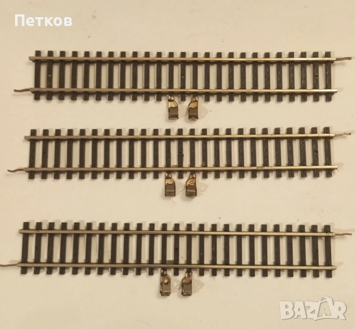 Продавам захранващи релси PIKO за влакче мащаб H0