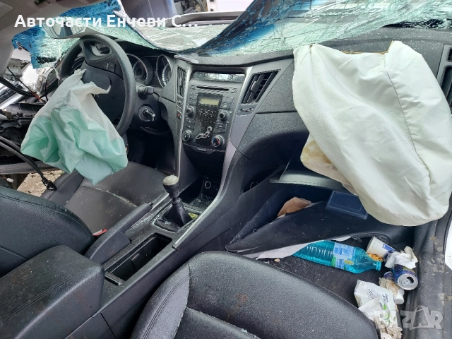 Hyundai Sonata 2010година Бензин, На части, снимка 2 - Автомобили и джипове - 52072373