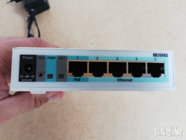  Mikrotik RB260GS, снимка 3 - Суичове - 44201597