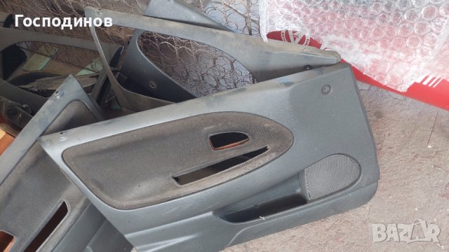 Врати за Volvo V40, S40, снимка 8 - Части - 42038168