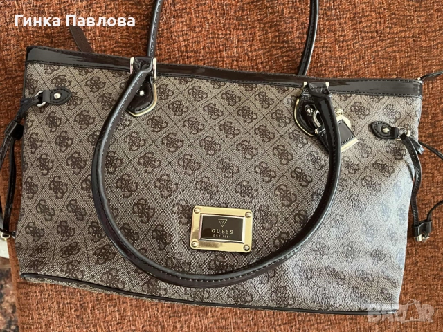 Дамска чанта Guess, снимка 2 - Чанти - 52164512