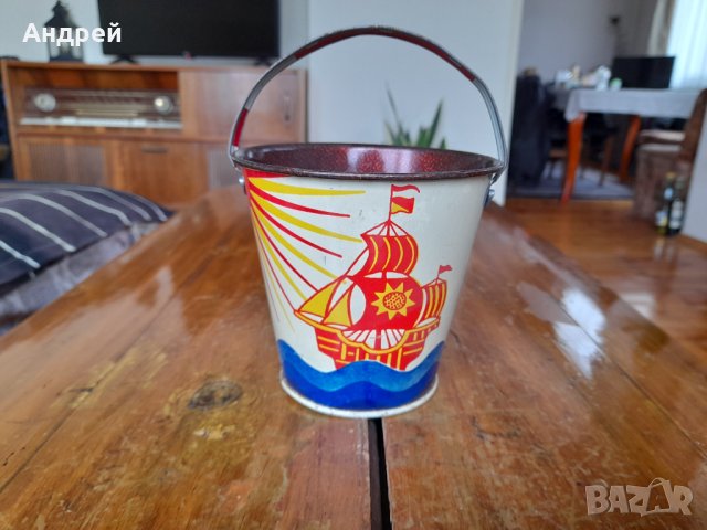 Стара детска кофа,кофичка #14
