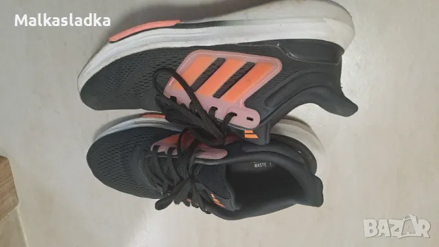 Дамски маратонки Adidas, снимка 5 - Маратонки - 47426414