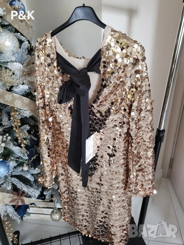 Златна рокля с пайети и сатенена панделка, снимка 2 - Рокли - 52721135