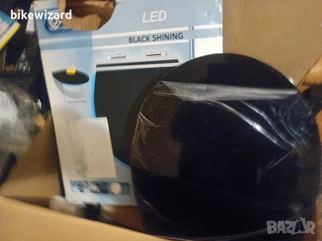 Тоалетна чиния Cornat KSDSC362 "Черен блясък" - Меко LED осветление през нощта, снимка 9 - Други стоки за дома - 52633562