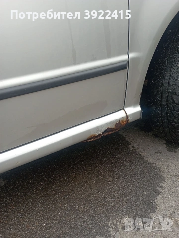 Продавам Шкода Фабия 1,4 газ, бензин,2003 година,напълно обслужена., снимка 9 - Автомобили и джипове - 53825938