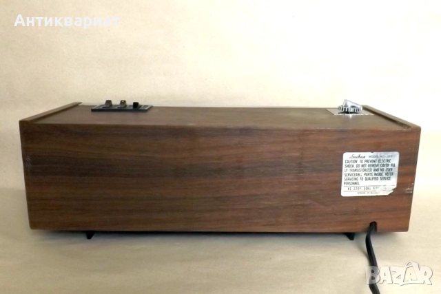 Топ FLIP радио - часовник Saehan RD-100 / Korea, снимка 3 - Радиокасетофони, транзистори - 51750134