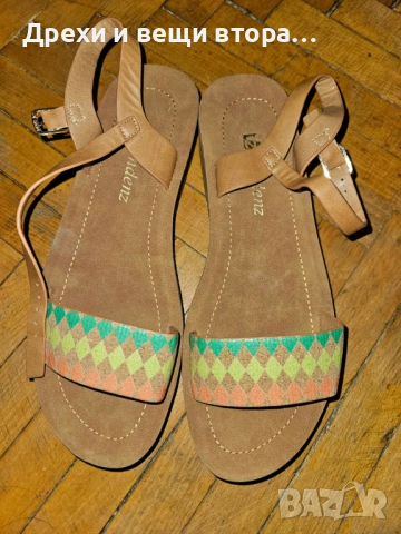 продавам обувки нови или в много добро състояние, снимка 14 - Дамски ежедневни обувки - 53748877